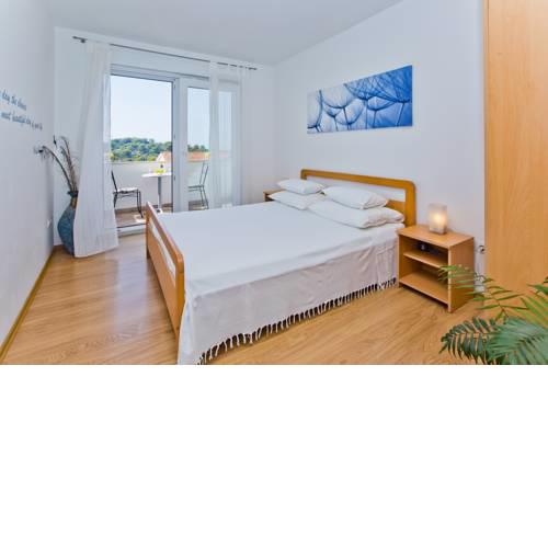 Apartments Fadic