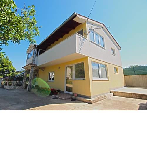 Apartments Fazana 1112