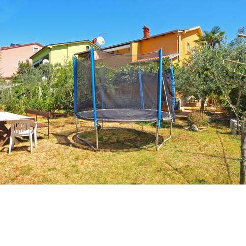 Apartments Fazana 774
