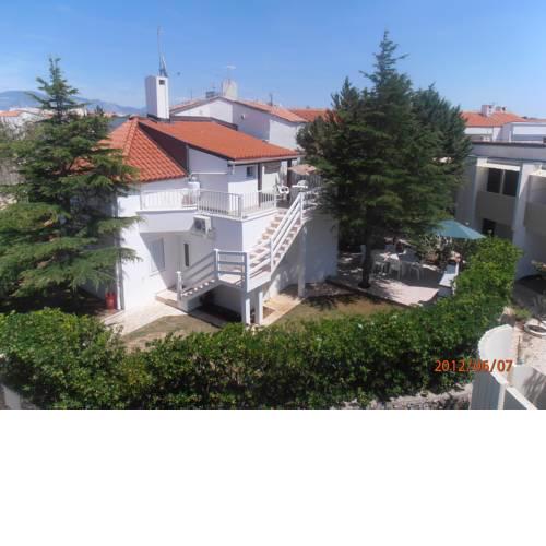 Apartments Febsis