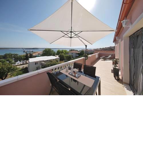 Apartments Floras