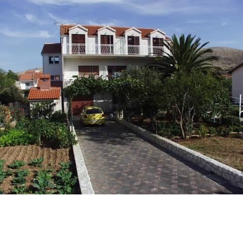 Apartments for families with children Grebastica, Sibenik - 477