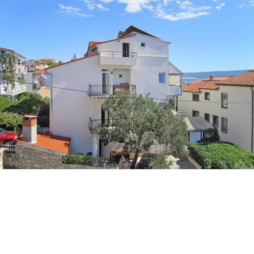 Apartments Gale Omis - CDM051001-SYB