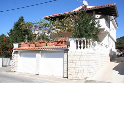 Apartments Galic