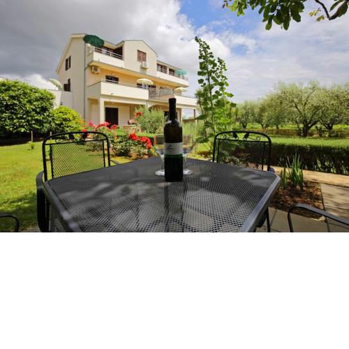 Apartments Garden