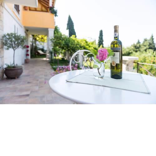 Apartments Gaura