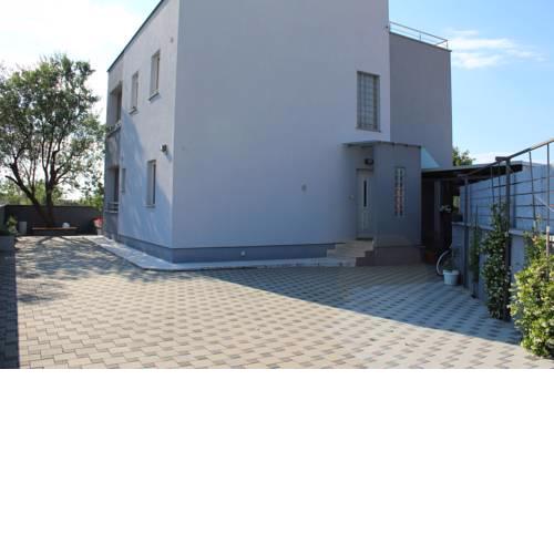 Apartments Greta & Ivona