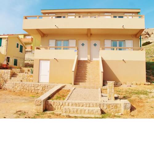 Apartments Gubo