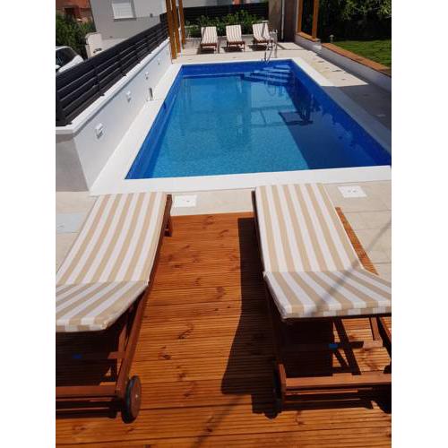 Apartments Guc