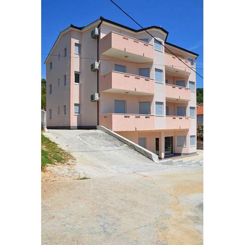 Apartments Gucanin