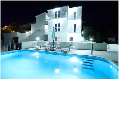 Apartments Huljev
