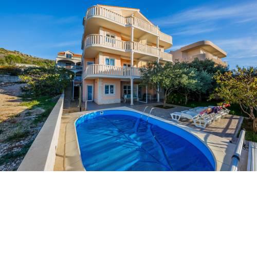 Apartments Ilija