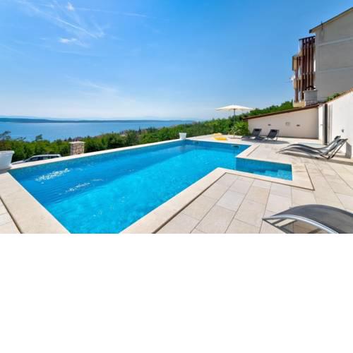 Apartments in Crikvenica 39337