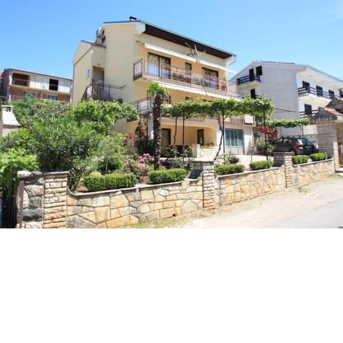 Apartments in Dramalj 5747 B