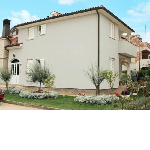 Apartments in Fazana/Istrien 8304