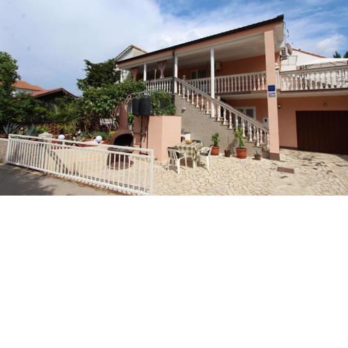 Apartments in Malinska/Insel Krk 27336