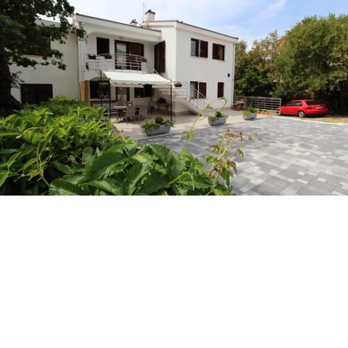 Apartments in Malinska/Insel Krk 34609