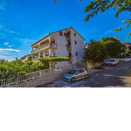 Apartments in Novi Vinodolski 39135