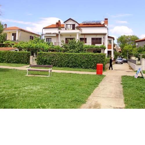 Apartments in Novigrad/Istrien 9443