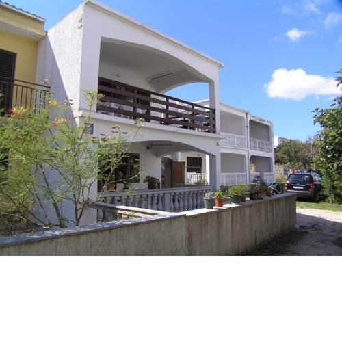 Apartments in Pag/Insel Pag 35193