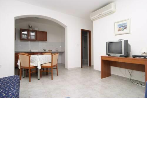 Apartments in Pucisca Brac - Insel Brac 41555
