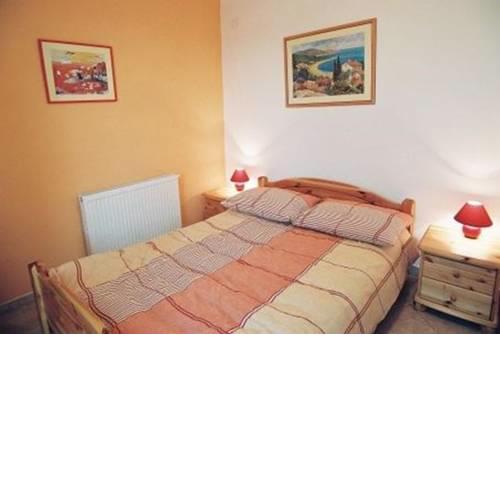 Apartments in Selce 13797