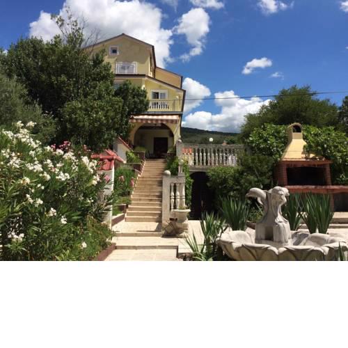 Apartments in Selce 34213