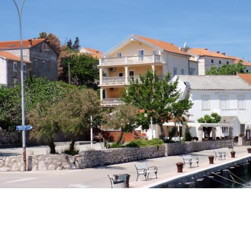 Apartments in Silo/Insel Krk 13592