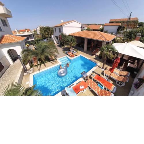 Apartments in Sukosan/Zadar Riviera 7897
