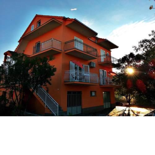 Apartments in Vinisce 34245