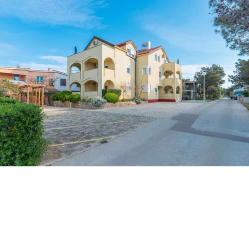 Apartments in Vir - Insel Vir 41302