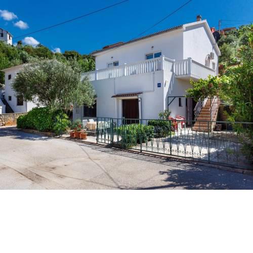 Apartments in Vrbnik/Insel Krk 13606