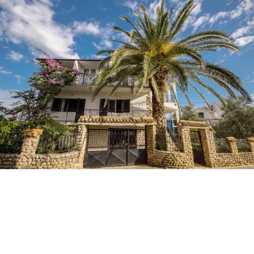 Apartments in Zdrelac/Insel Pasman 31078