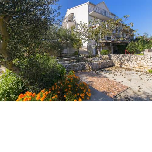 Apartments Irena