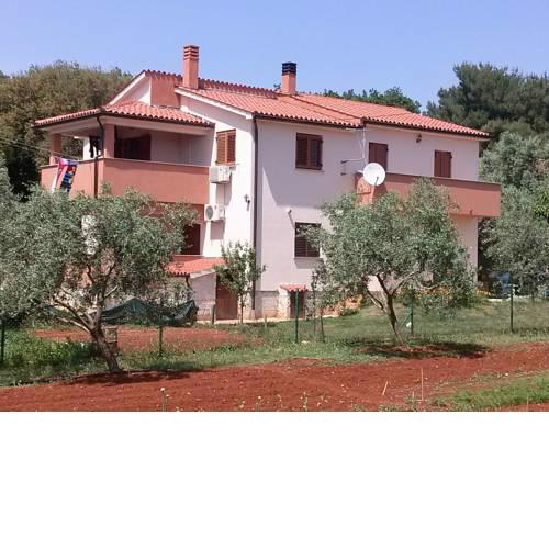 Apartments Iva