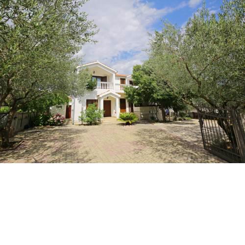 Apartments Iva