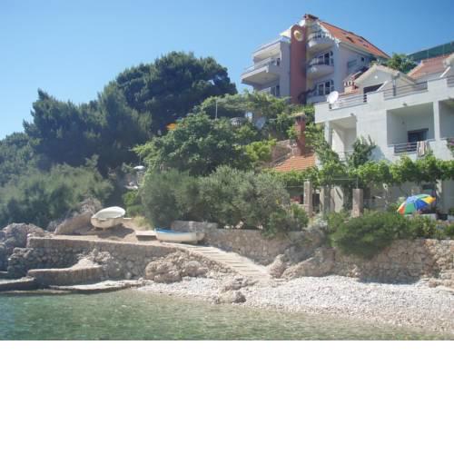 Apartments Iva
