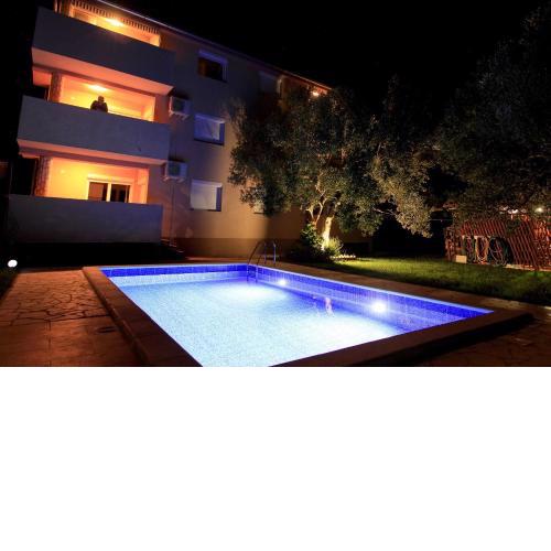 Apartments Ivan C