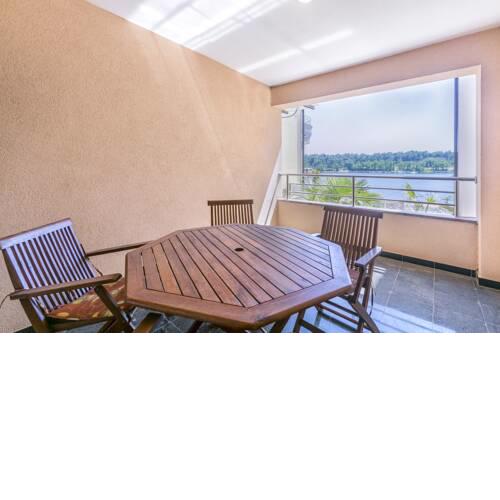 Apartments Ivana 3 with sea view