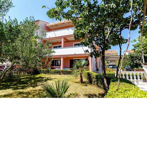 Apartments Ivanka Petar