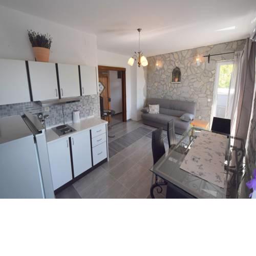 Apartments Ivek