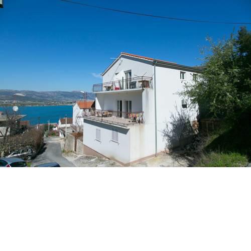 Apartments Ivica