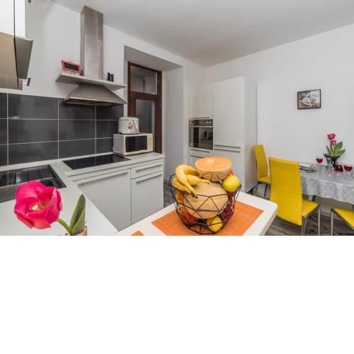 Apartments Jasna Ri
