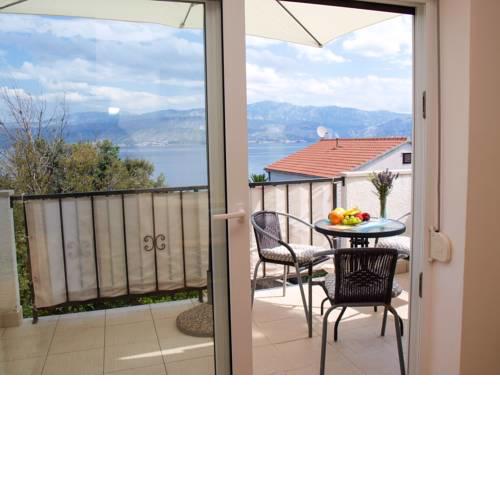 Apartments Jela
