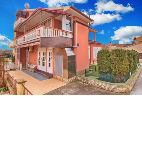 Apartments Josip 1544