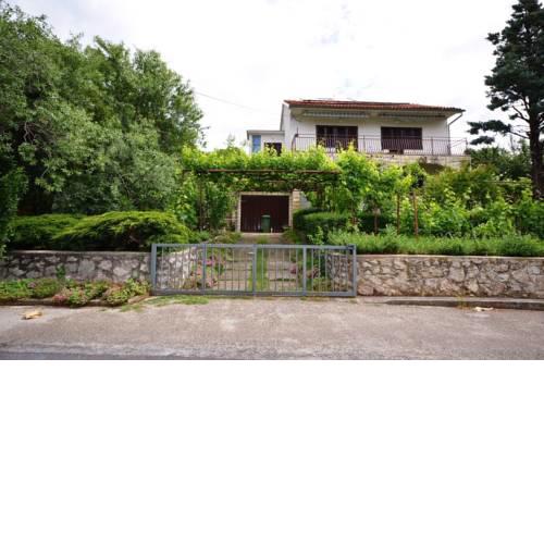 Apartments Josip