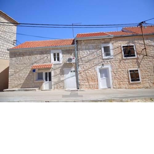 Apartments Josip