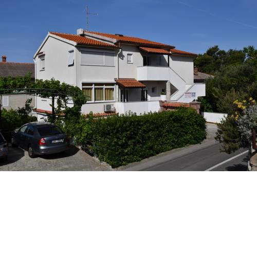 Apartments Josip