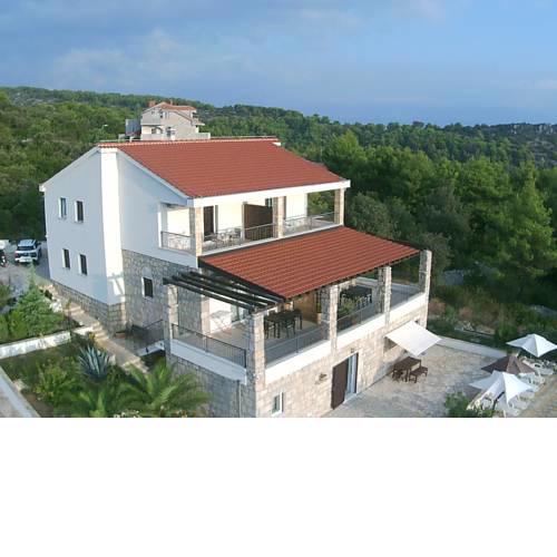 Apartments Kaic