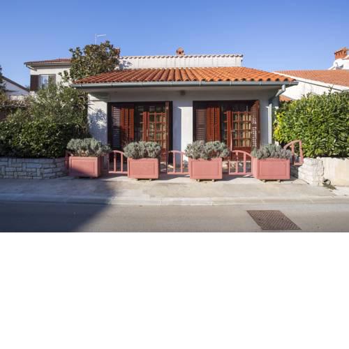 Apartments Kamelia 2110